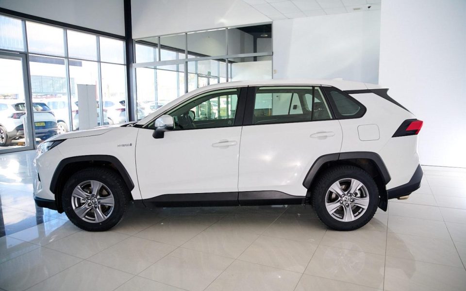 2024 Toyota Rav4 Hybrid GX-2WD
