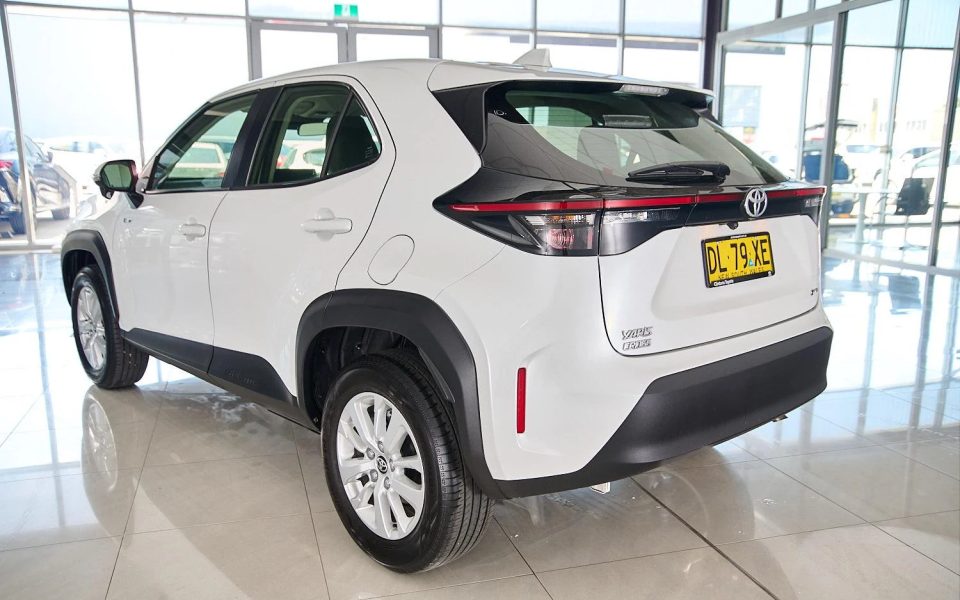 2024 Toyota Yaris Cross Hybrid GX