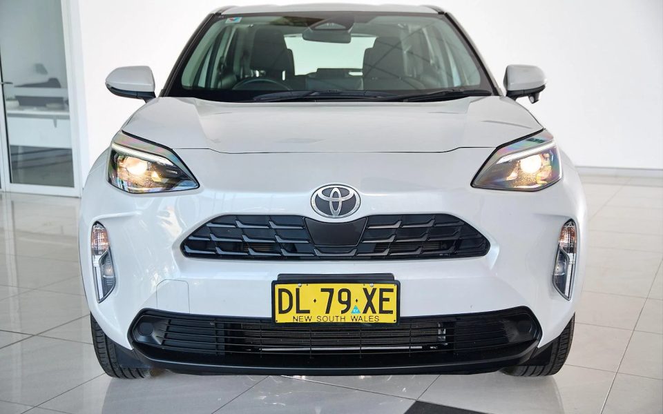2024 Toyota Yaris Cross Hybrid GX