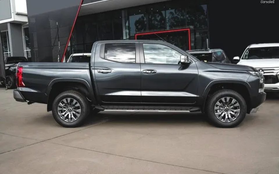 2025 Mitsubishi Triton MV MY25 GLS Pick-up Double Cab 4x4 Graphite Grey 6 Speed Sports Automatic