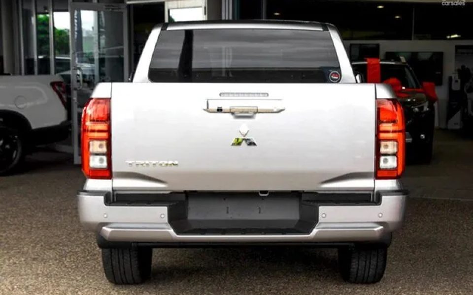 2025 Mitsubishi Triton MV MY25 GLS Pick-up Double Cab 4x4 Blade Silver 6 Speed Sports Automatic