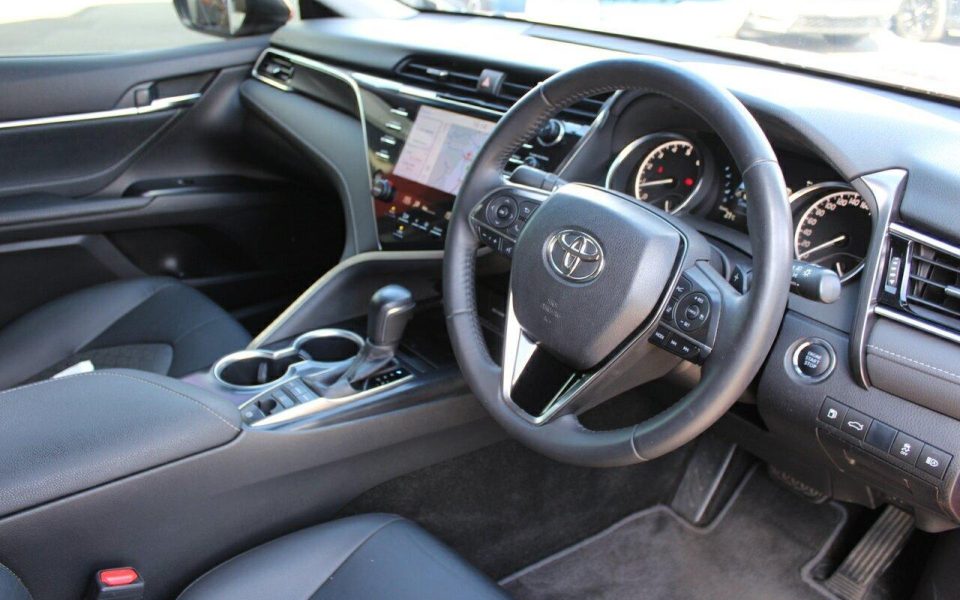 2017 Toyota Camry SX