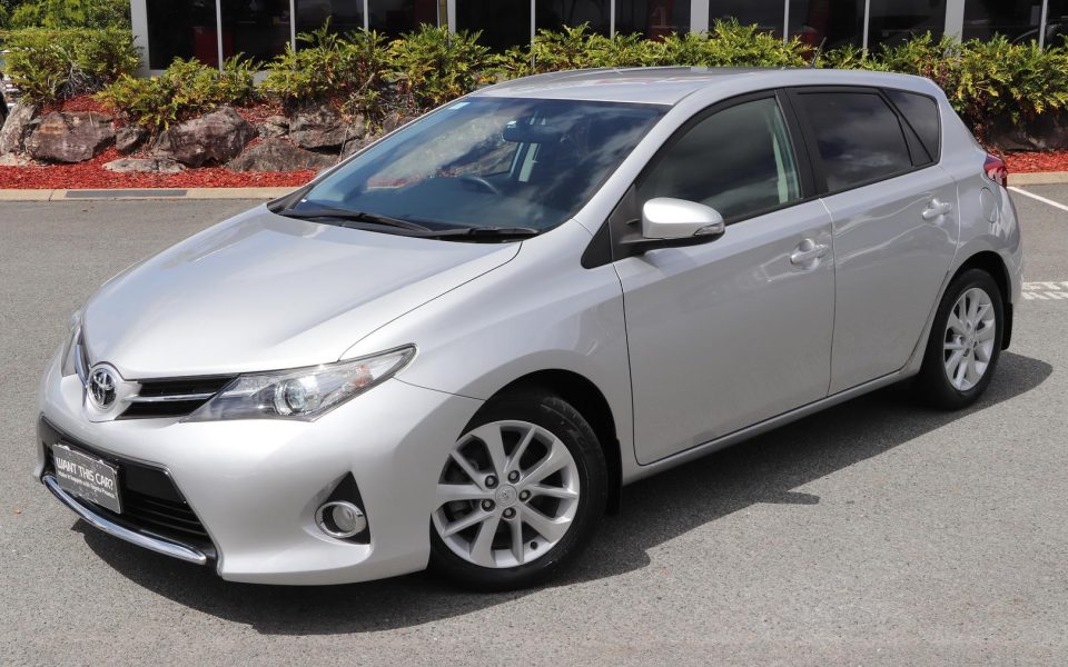 2013 Toyota COROLLA Ascent Sport