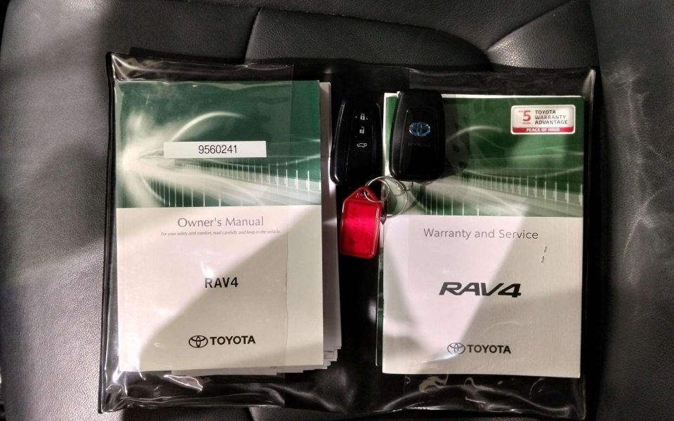 2020 Toyota RAV4 Hybrid Cruiser 2WD