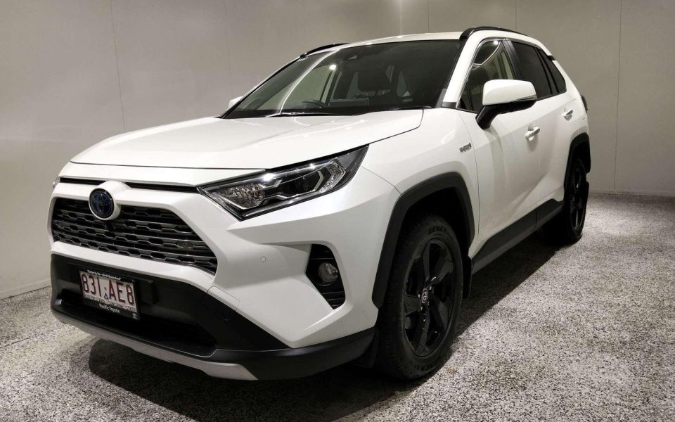 2020 Toyota RAV4 Hybrid Cruiser 2WD