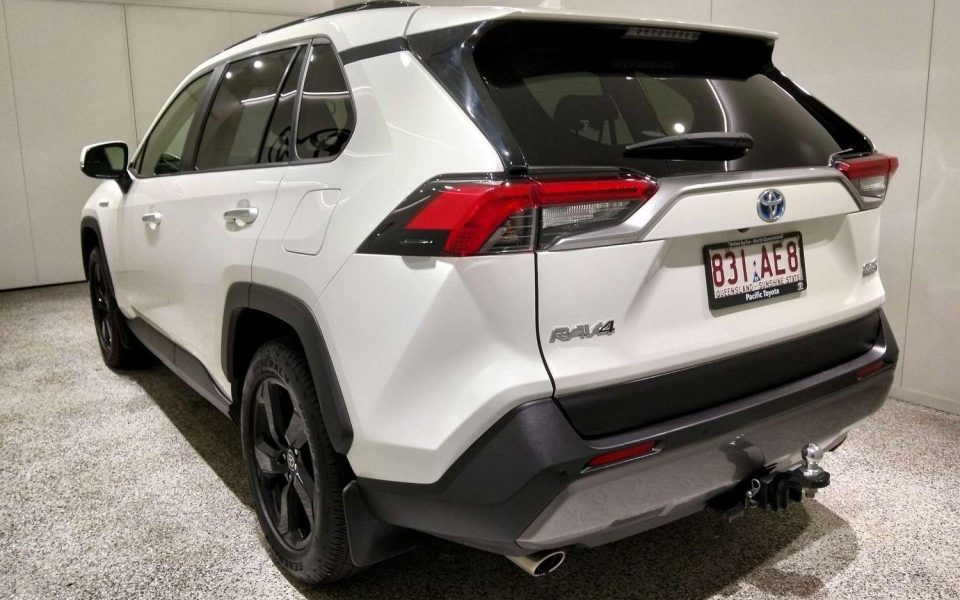 2020 Toyota RAV4 Hybrid Cruiser 2WD
