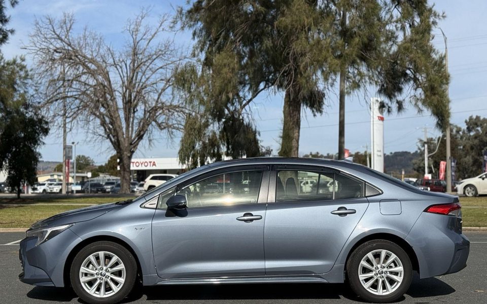 2025 Toyota Corolla Ascent Sport