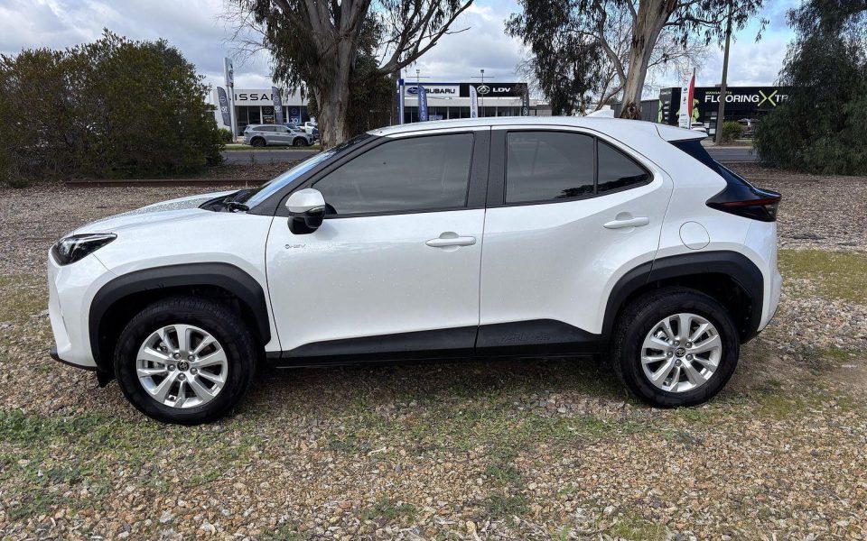 2024 Toyota Yaris Cross GX