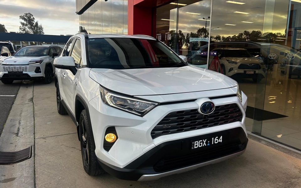 2020 Toyota RAV4 Hybrid Cruiser-AWD