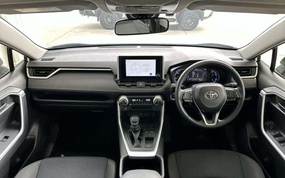 2025 Toyota RAV4 Hybrid GX-2WD