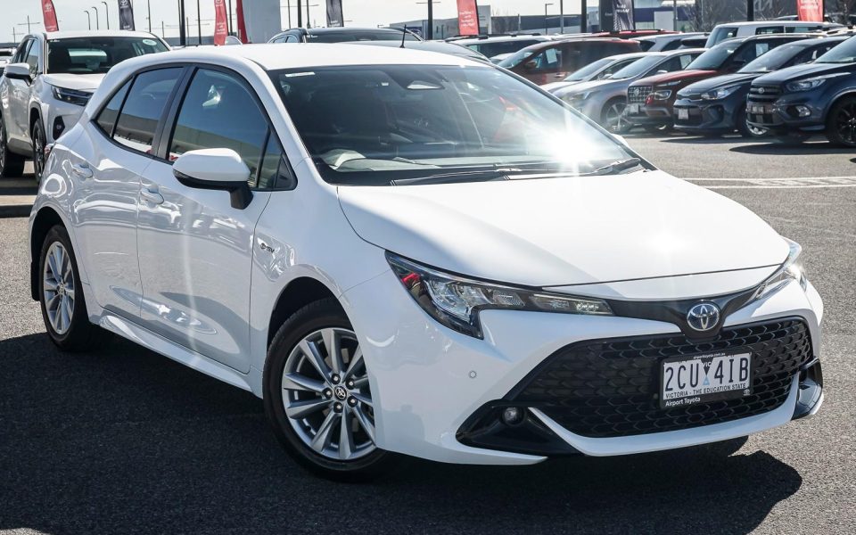 2025 Toyota Corolla SX