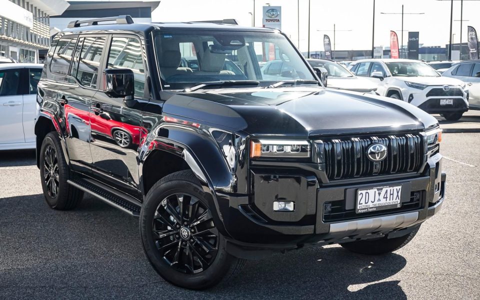 2025 Toyota Prado VX