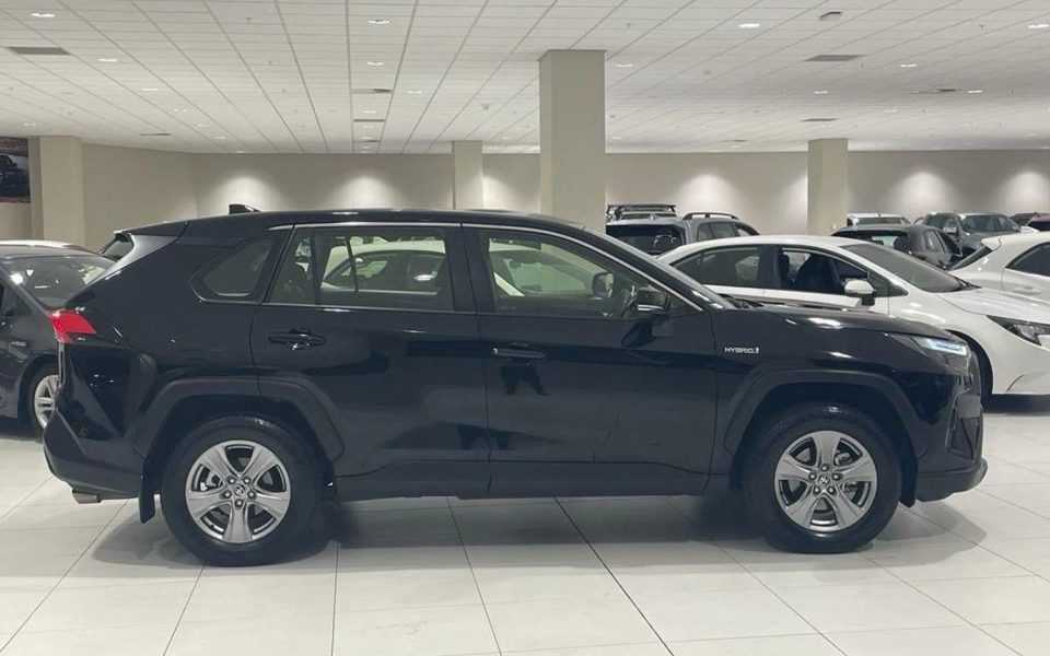 2024 Toyota RAV4 Hybrid GX-2WD