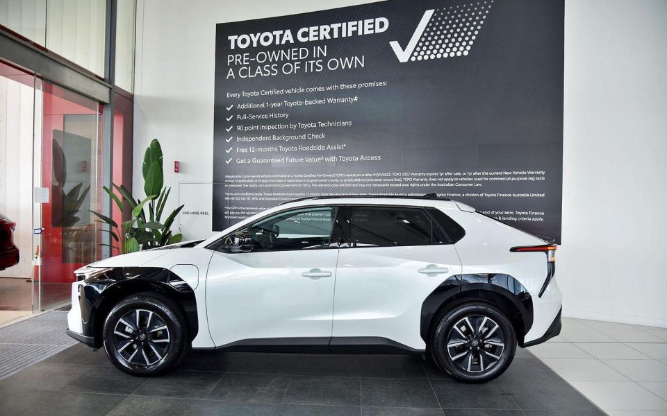 2025 Toyota bZ4X Standard 2WD