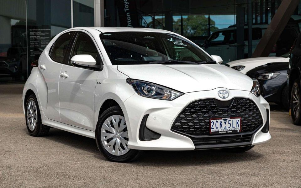 2025 Toyota Yaris Hybrid Ascent Sport