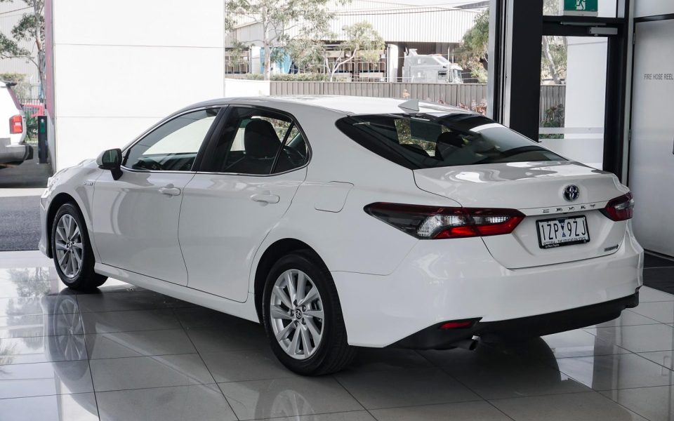2024 Toyota Camry Hybrid Ascent