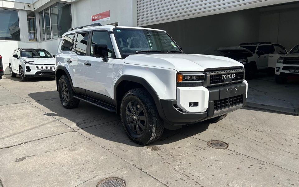 2026 Toyota Landcruiser Prado Altitude