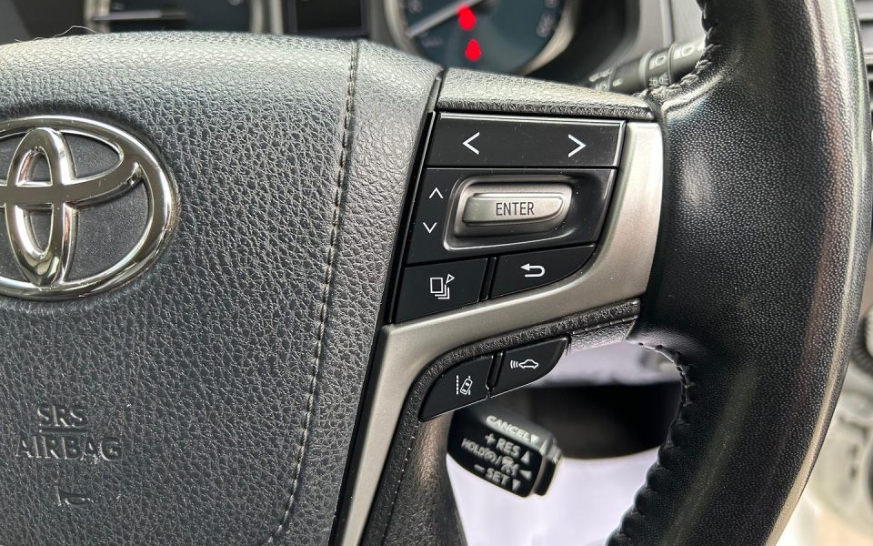 2023 Toyota Landcruiser Prado VX