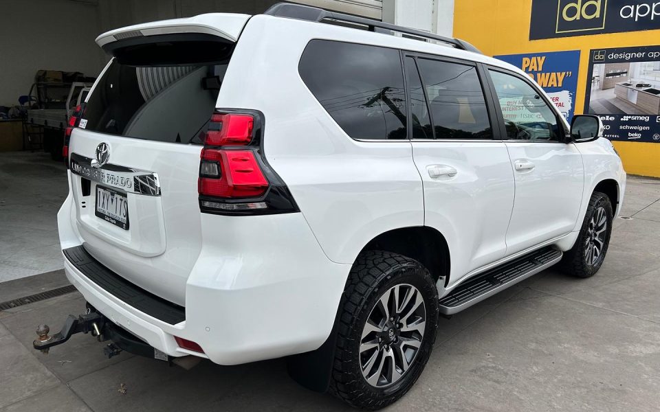 2023 Toyota Landcruiser Prado VX