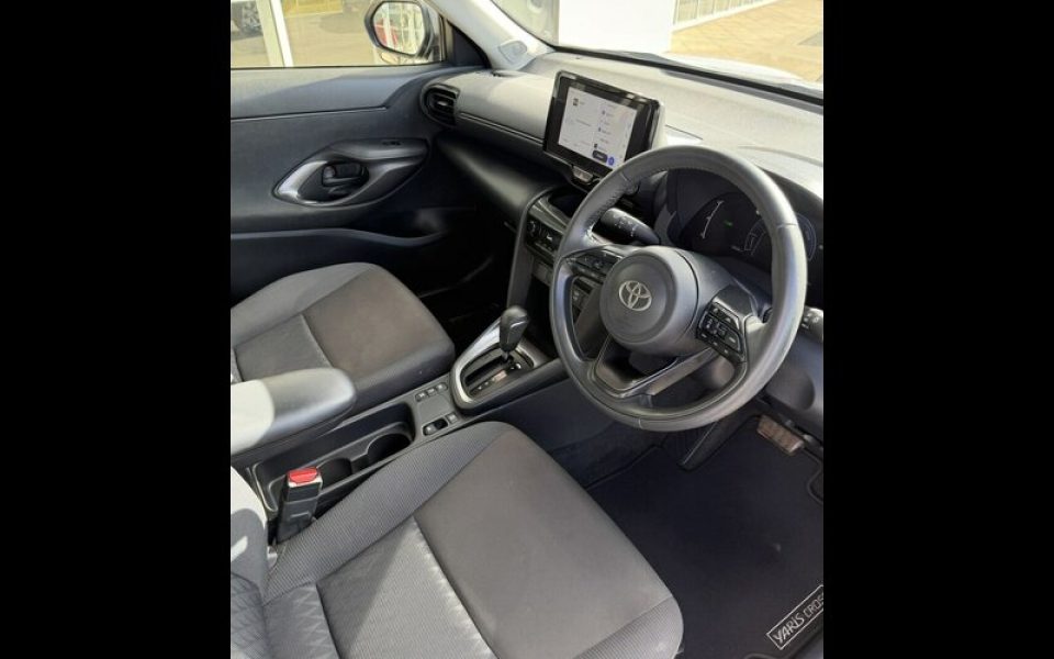 2025 Toyota Yaris Cross GX 2WD Wagon (Stunning Silver) Used Car