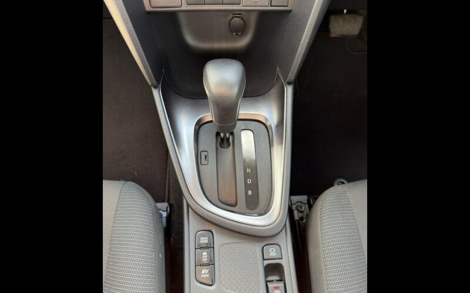 2025 Toyota Yaris Cross GX 2WD Wagon (Stunning Silver) Used Car