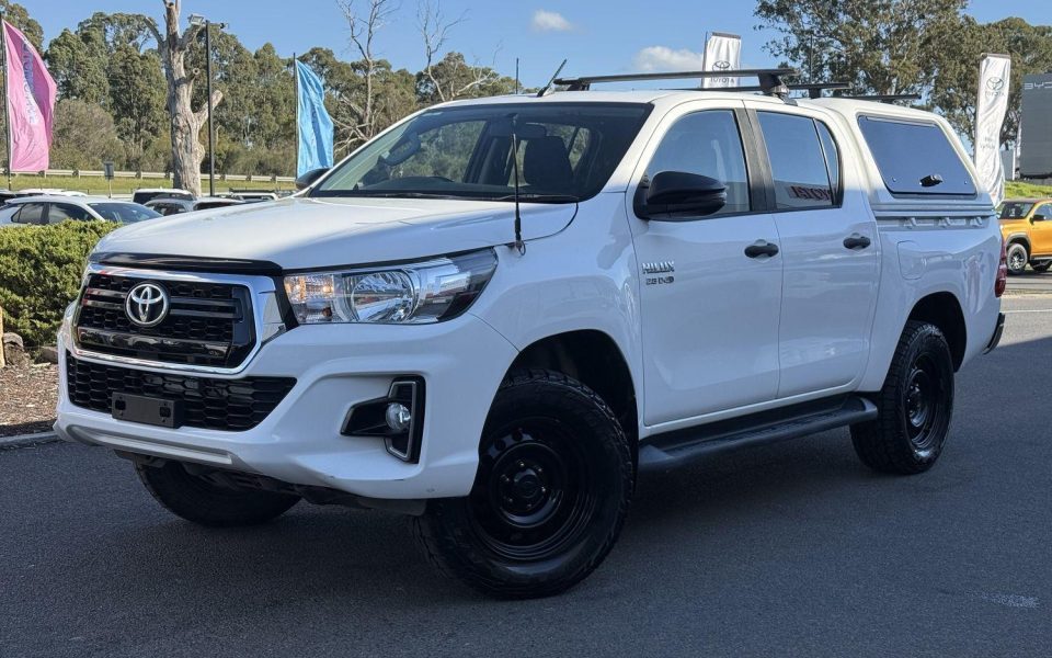 2019 Toyota Hilux SR