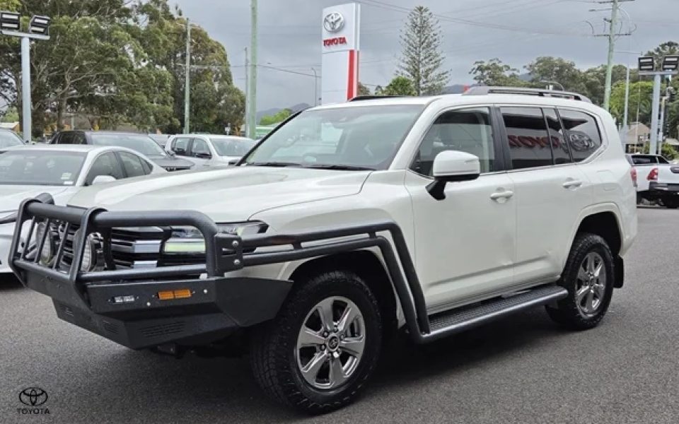 2022 Toyota Landcruiser VX