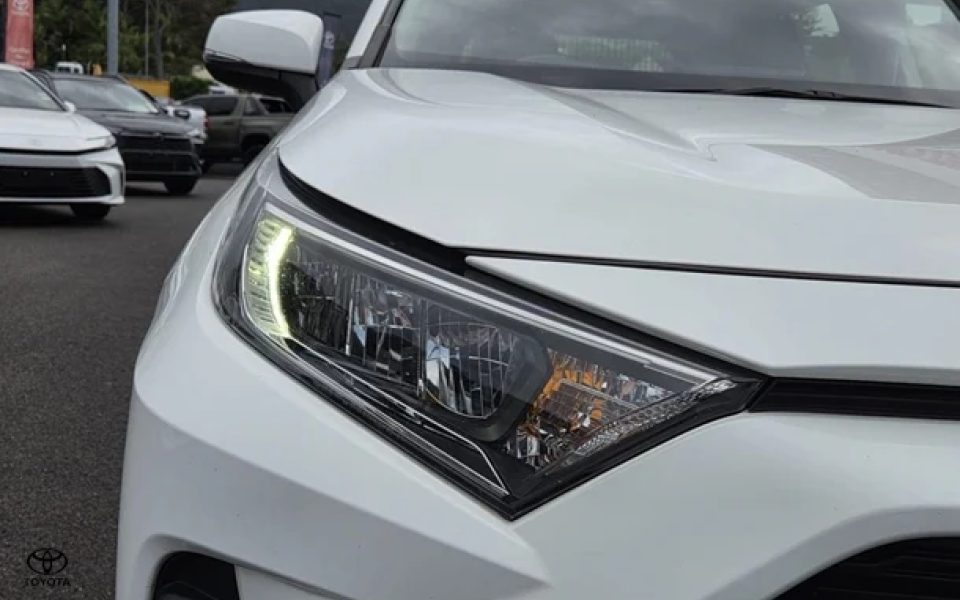 2022 Toyota RAV4 GX
