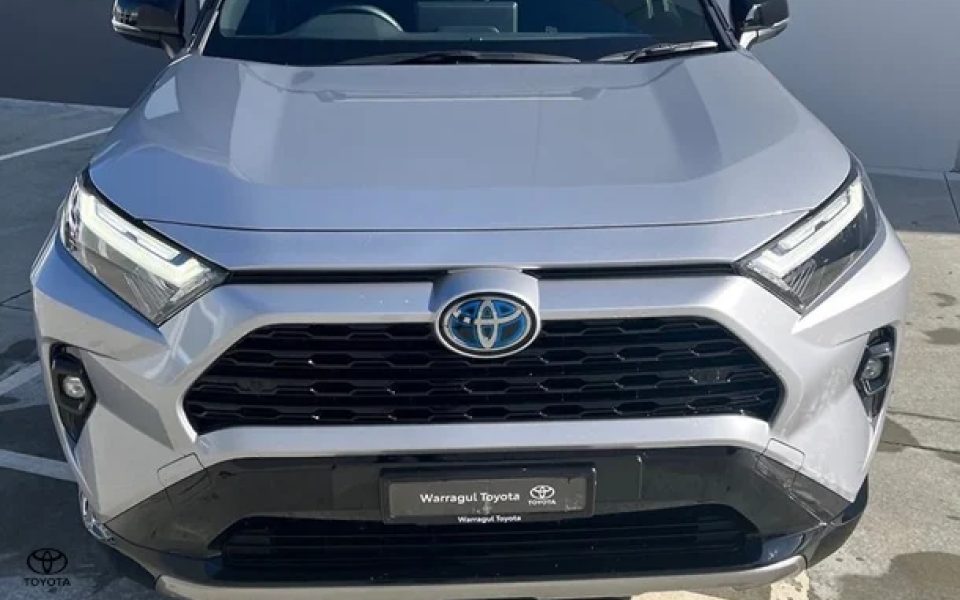 2024 Toyota RAV4 XSE