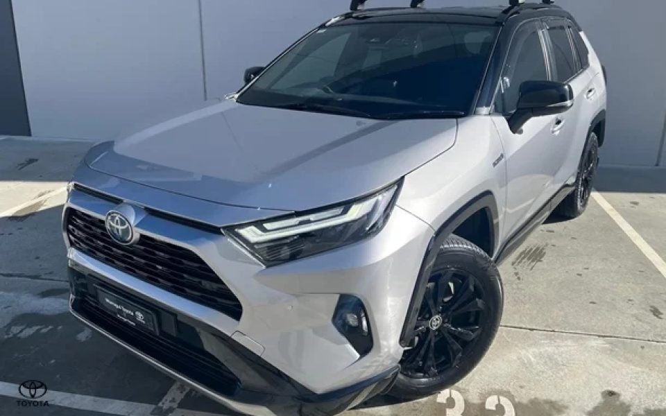 2024 Toyota RAV4 XSE
