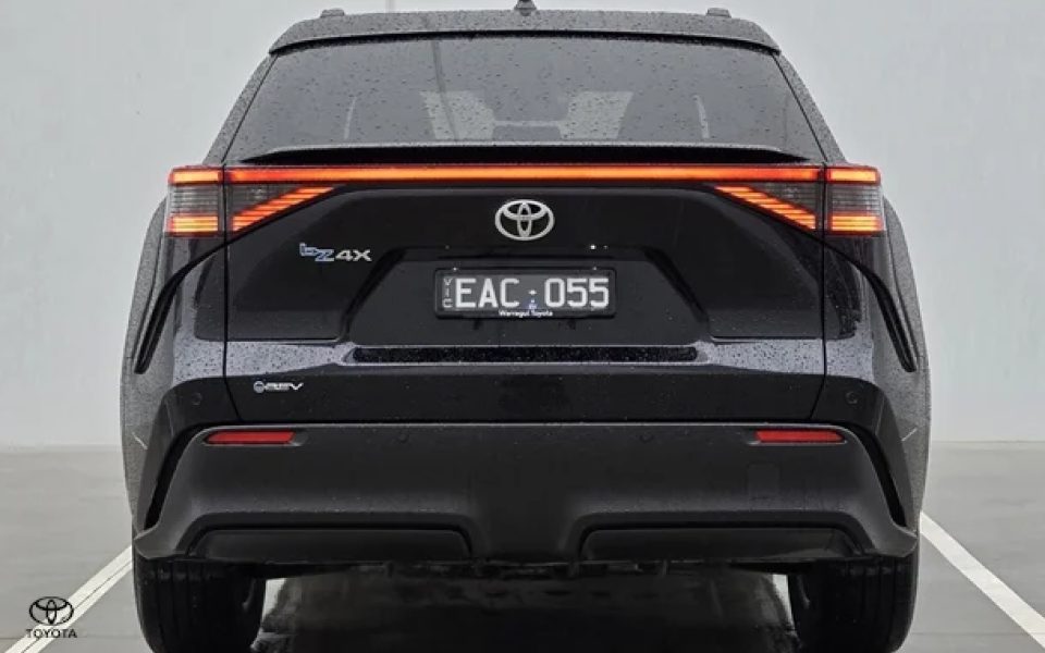 2026 Toyota bZ4X Base