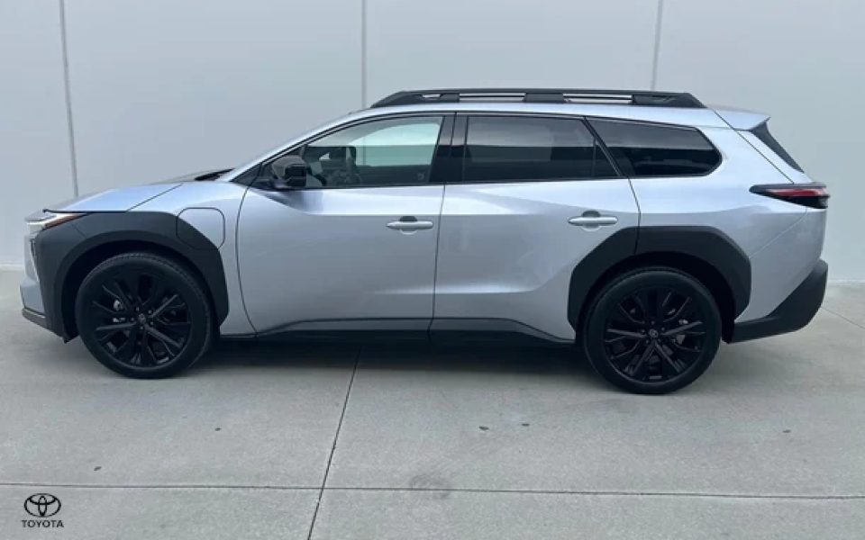 2026 Toyota bZ4X Touring
