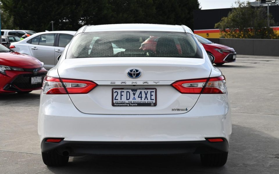 2020 Toyota Camry Hybrid Ascent