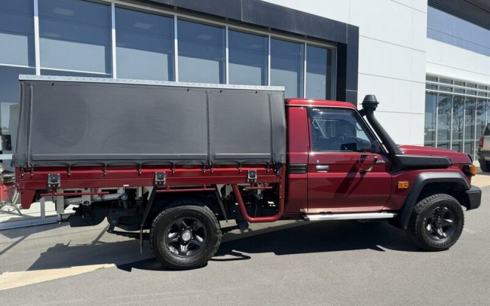 2024 Toyota Landcruiser GXL