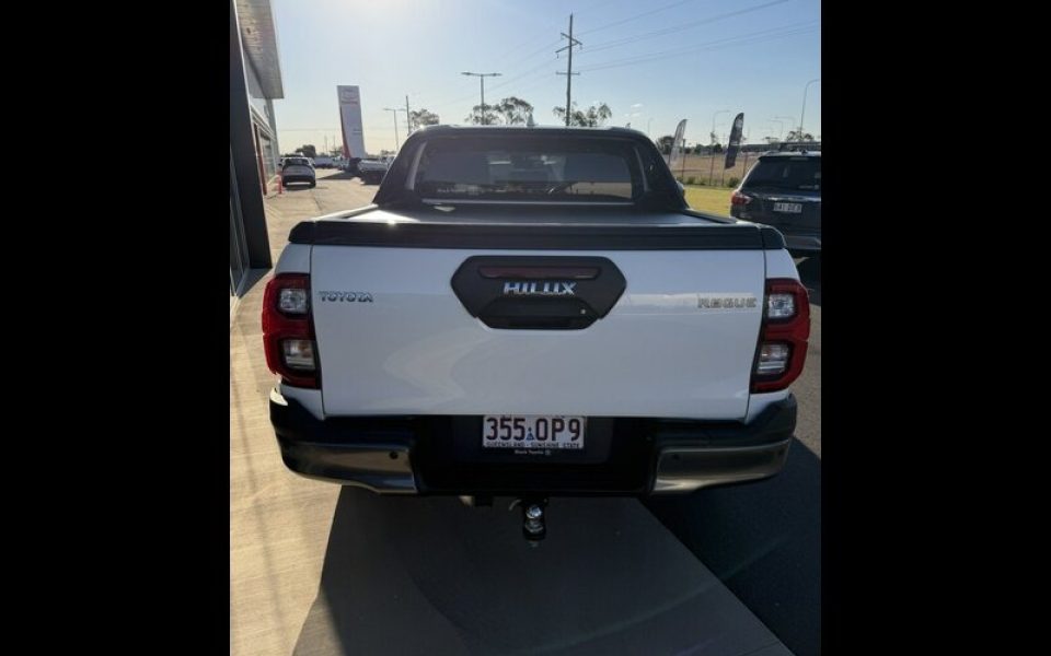 2025 Toyota Hilux Rogue Double Cab 48V