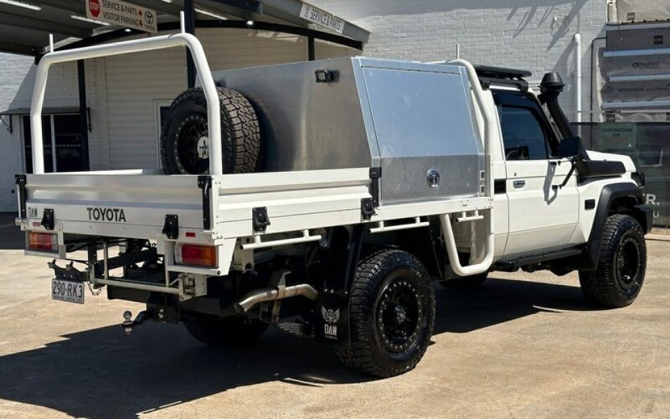 2024 Toyota Landcruiser 70 Series LC79 GX Cab Chassis (French Vanilla) Used Car