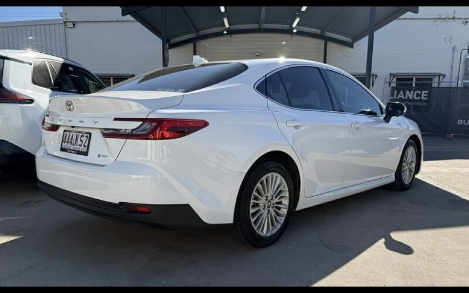 2024 Toyota Camry Ascent (Hybrid)