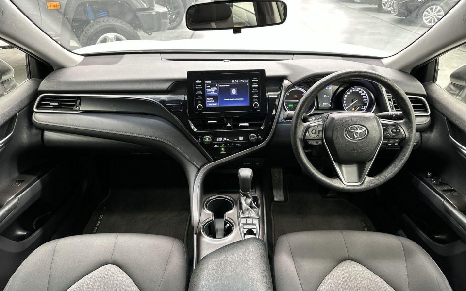 2024 Toyota Camry Hybrid Ascent
