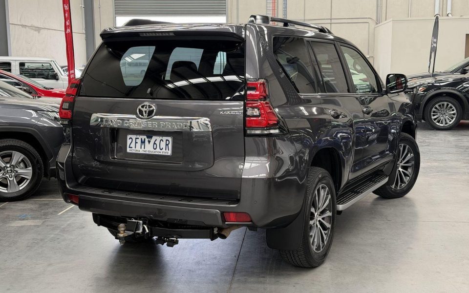 2023 Toyota Landcruiser Prado Kakadu