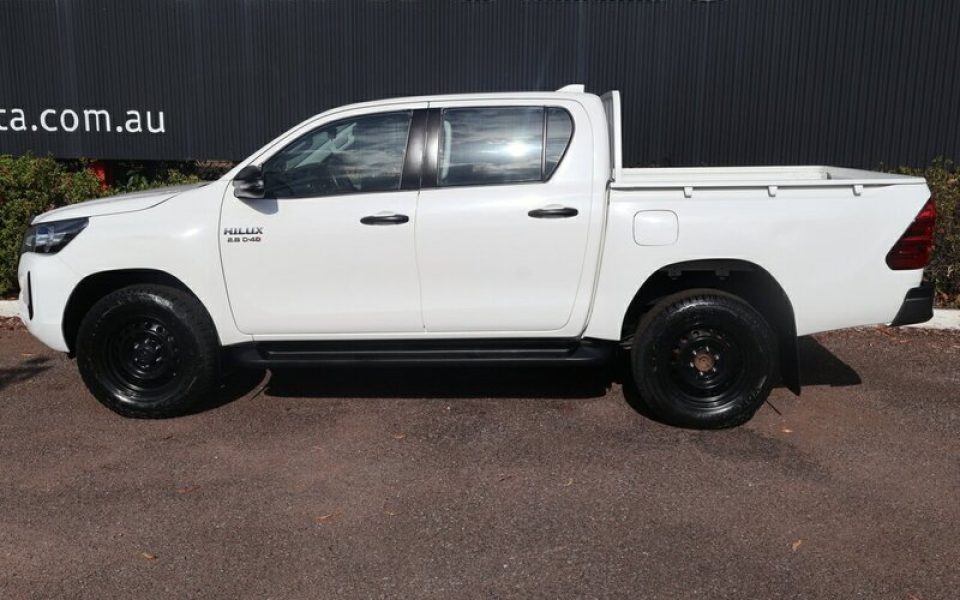 2022 Toyota Hilux SR Double Cab 4x2 Hi-Rider Dual Cab