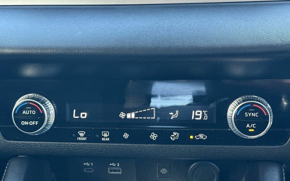 2023 Mitsubishi Outlander LS
