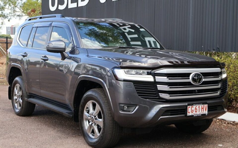 2022 Toyota Landcruiser VX