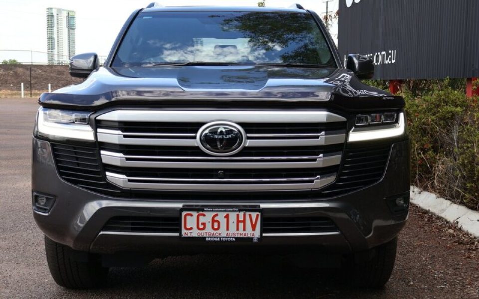 2022 Toyota Landcruiser VX
