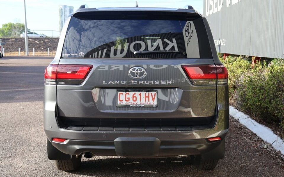 2022 Toyota Landcruiser VX