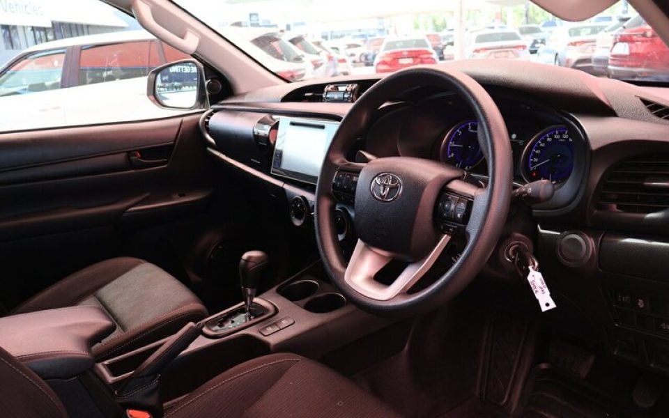 2020 Toyota Hilux SR Double Cab