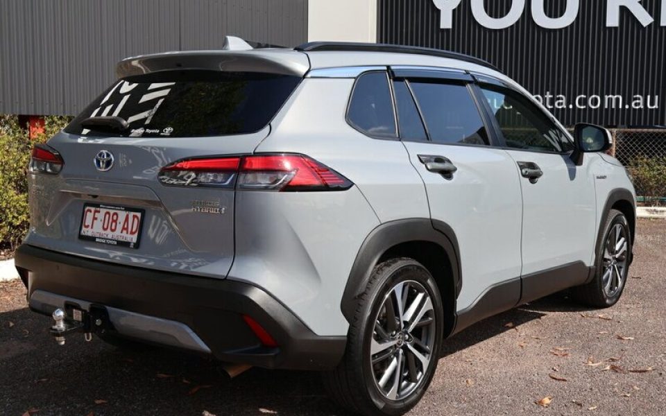 2022 Toyota Corolla Cross Atmos eFour
