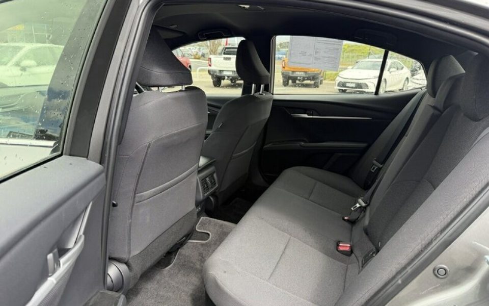 2025 Toyota Camry Ascent Sedan (Liquid Mercury) Used Car