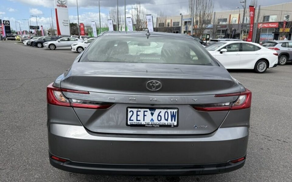 2025 Toyota Camry Ascent Sedan (Liquid Mercury) Used Car