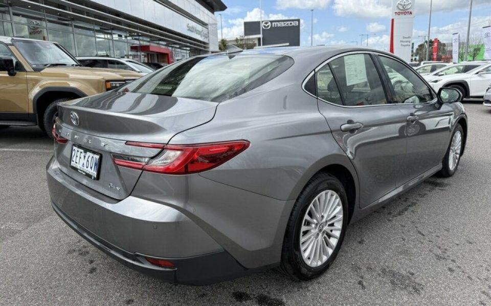 2025 Toyota Camry Ascent Sedan (Liquid Mercury) Used Car