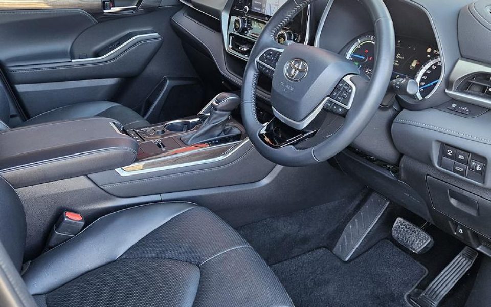 2021 Toyota Kluger Hybrid AWD GRANDE